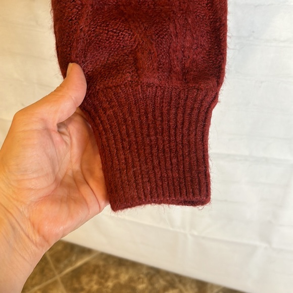 Vigoss Burgundy Mock Neck Cable Knit Cropped Sweater - Picture 7 of 9